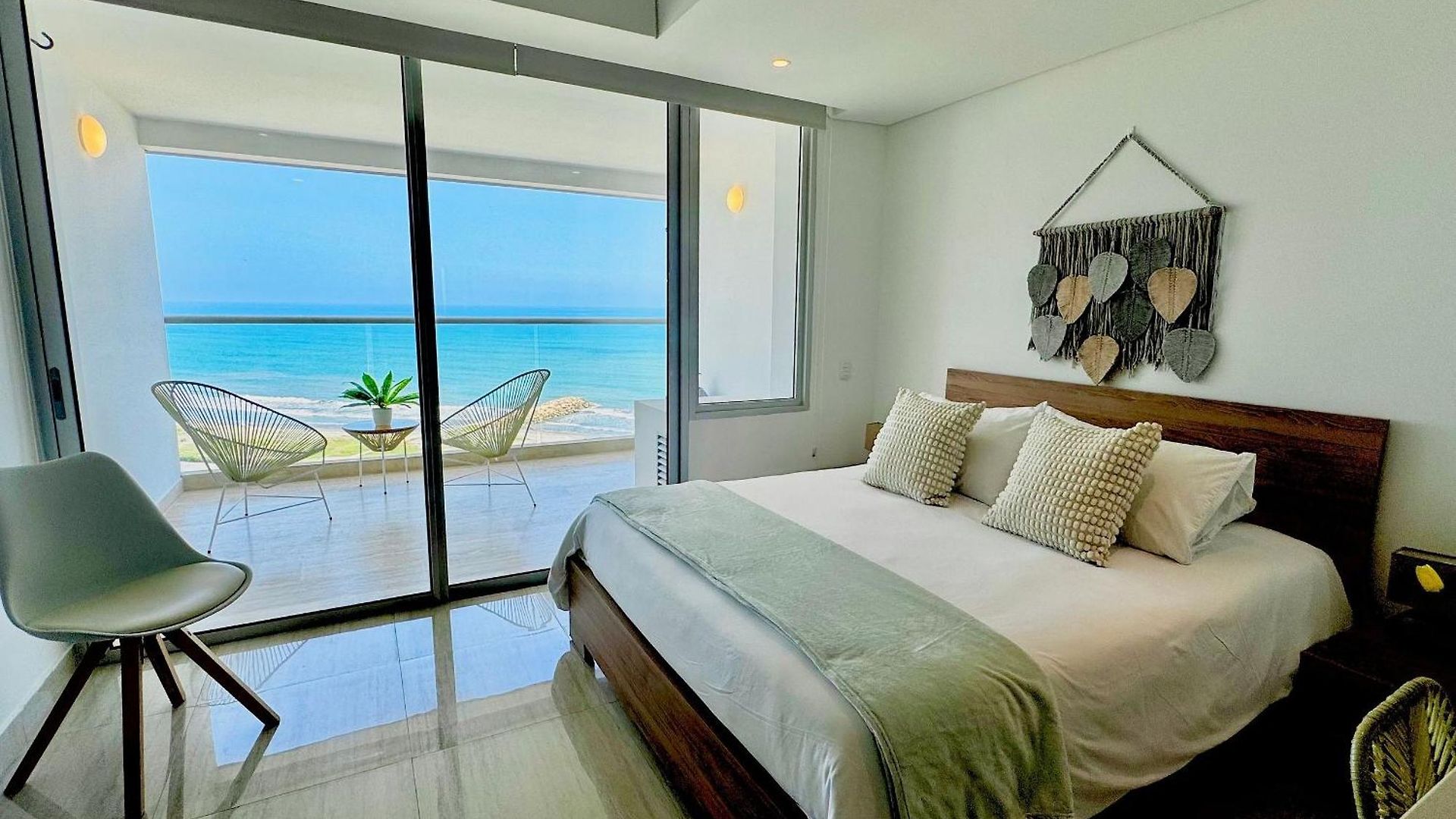 Loft Vista Mar. Crespo Piscina Apartment *