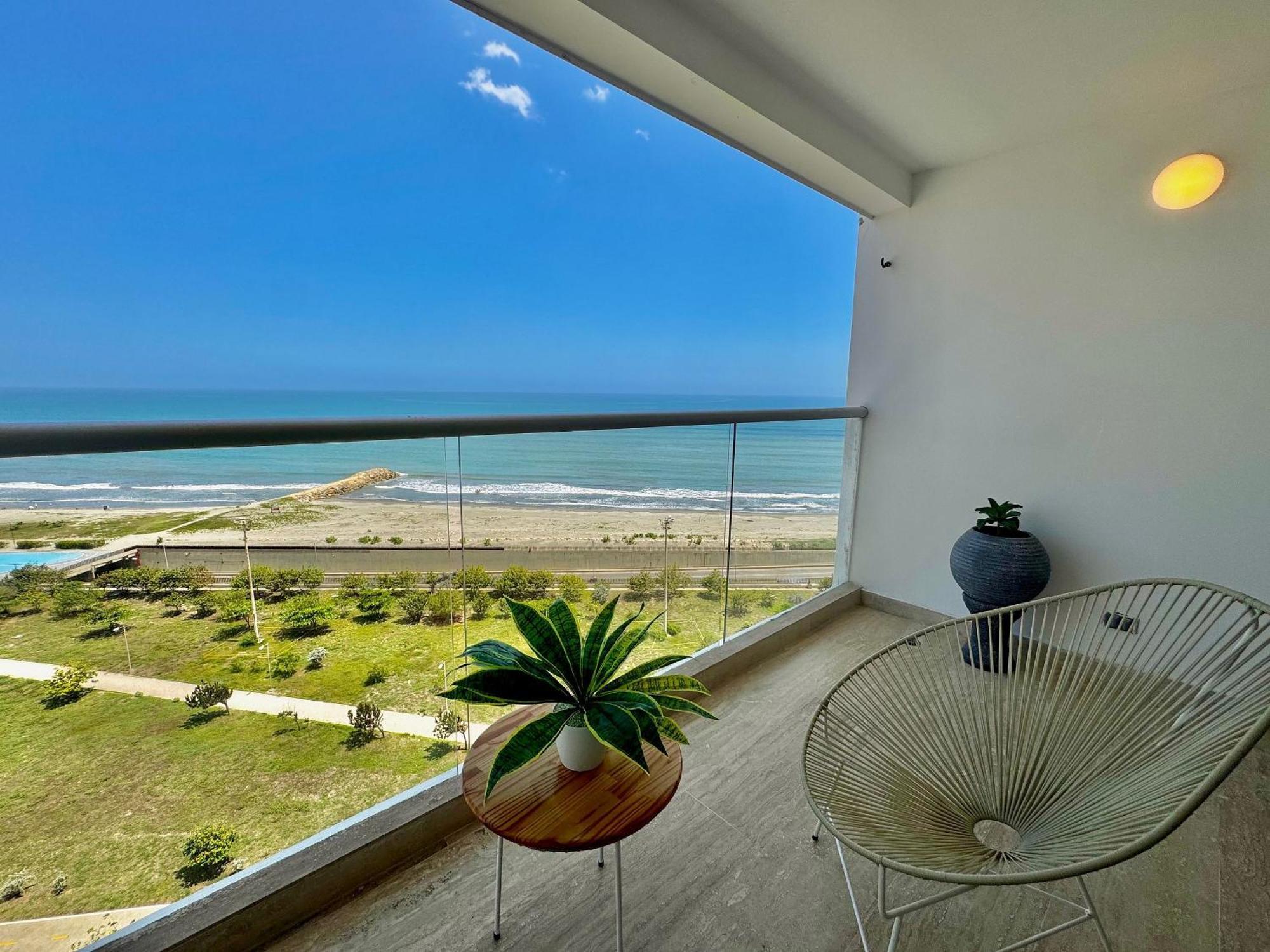 Loft Vista Mar. Crespo Piscina Apartment *